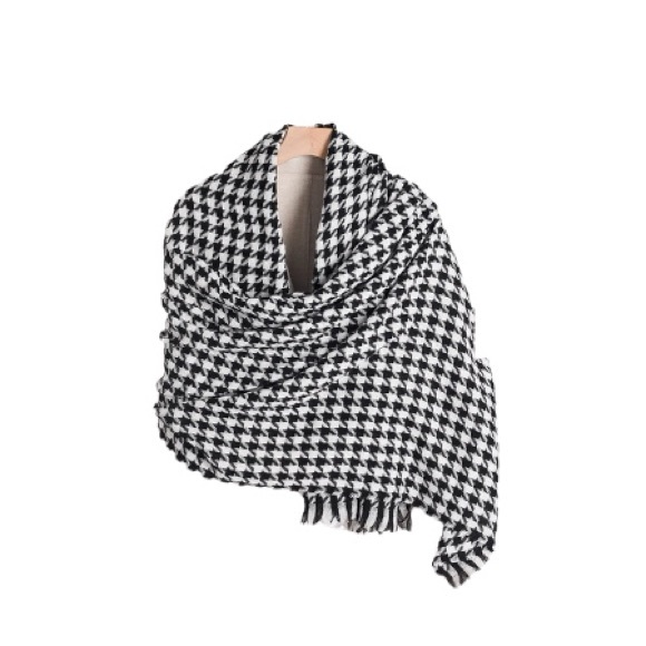 Time And Tru Black Stripe Houndstooth Blanket Wrap - Picture 3 of 10
